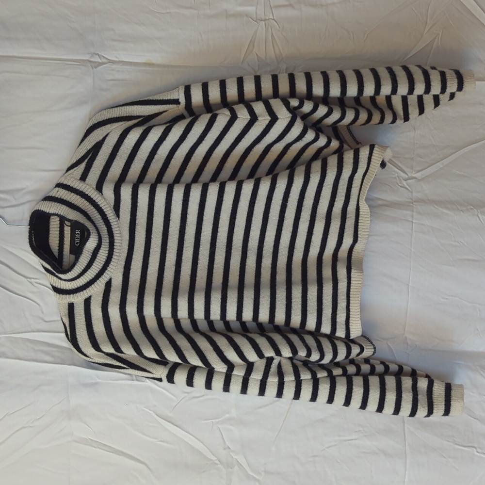 Cider 2XL Long Sleeve Striped Crop Top Sweater